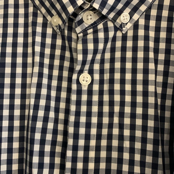 Lot of 2 shirts sz 17.5 like new worn once - Picture 4 of 8